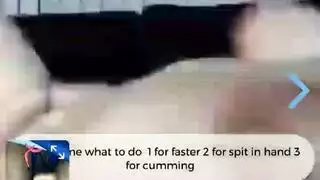 برونيتة مفلسة ماسي تبلع قضيب شاب بعمق في فيديو محلي إباحي