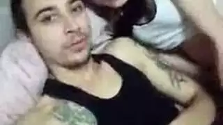 بورن تركي حار: مثلية ثلاثية مع إيلاج مهبلي مزدوج