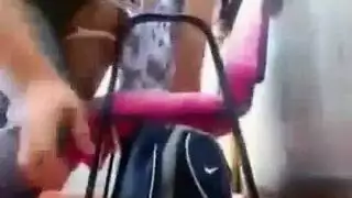 وضعية الكلب الواقفة مع قذف حار داخلي