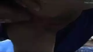 أخوة محرمة: تنورة مرفوعة، طيز منيكة بعمق بواسطة الأخ