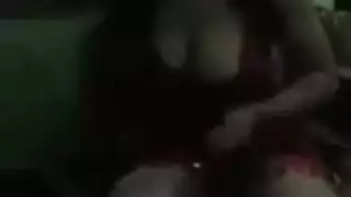 طلب قضيب كبير: فتاة مغربية في فضيحة بورن صريح