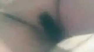 لما البنت تكون بكر وحبيبها يفتحها