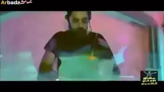 حفلة مسبح بالبيكيني صريحة: جماع جماعي مع عاهرات منقوعات في السائل المنوي