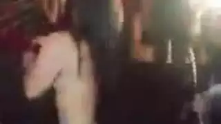 من الكباريه إلى القذف داخلها: عاهرة مصرية تأخذ عدة قذفات