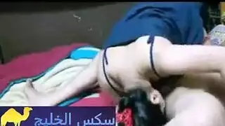 امرا تلحس طيزة امرا