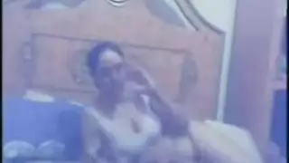 اختراق مزدوج لسيدة مصرية ناضجة