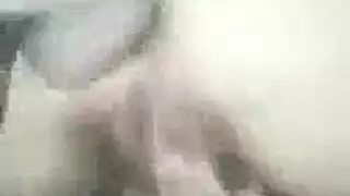 تقذف من شدة المتعه