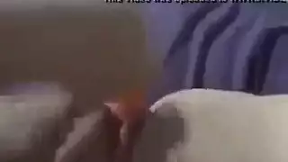 أفلام إباحية للأشقاء الزوجيين: استبدال خيارها بعمودي السميك