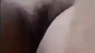 أناقة وقحة: تمطيط بخاتم ضخم في إباحية صريحة