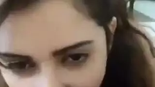 إباحي عربي: جلسة شرموطة مصرية تمص الزب بعمق