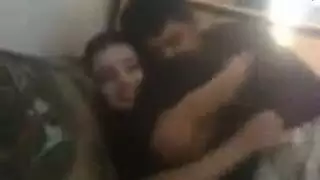 إباحي مع عراقية محجبة: تقبيل، تحسيس، ونكش شديد