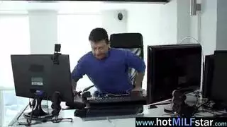 هوس بالقضيب الكبير: عاهرات شرجية تتوسل للمزيد