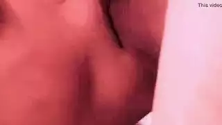 مزيج من أشرطة جنس ترانس: نيك قاسي ومص فوضوي