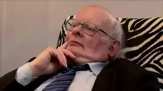 خيال الديوث: العروس الشابة تتعرض للضرب من قبل غريب من أجل الزوج