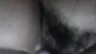 مسكة الخنوع للمتحول جنسياً تتحول إلى جنس جماعي