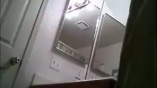 جميلات منقبات غامضات في جلسة جماعية