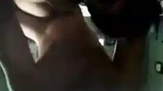 مشهد إباحي جامح: السيد يضرب ملكة المؤخرة الممتلئة