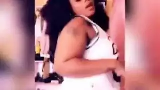 حفلة ليزا آن المقيدة: ثلاثي ديبي وقذف على الوجه