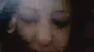 عاهرة كبيرة المؤخرة تُضرب وهي تركب