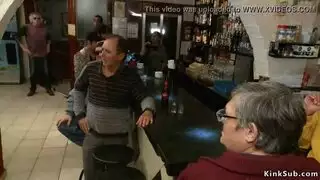 مثلية ثلاثية إكس إكس إكس: فتاة السراويل الحمراء تأخذ قذفتين بعد إيلاج مزدوج شديد