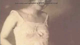 شمس البارودي تتوسل للمزيد في مشهد جنسي جماعي صريح