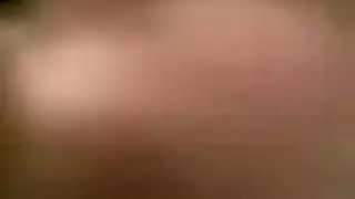 جمال محجبة تأخذ قضيبًا عميقًا ولعب بالثدي