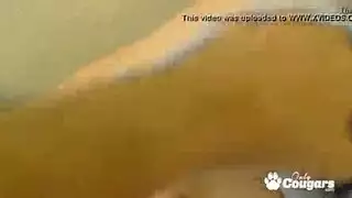 شقراء عاهرة تأخذ جنس فموي عميق وضرب شرجي خشن من صديقها