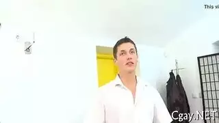 مترجم ساحق يوريد ينيكهابي مقايل