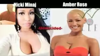 فتاة سمراء تبلع زب أسود في غرفة المعيشة في فيديو إباحي