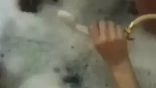 مشاهد إباحية للعذراء