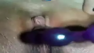 فيلم إباحي: مؤخرة وفرج مفتوحان على مصراعيهما للكاميرا