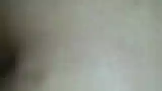 كارينا كابور في وضعية الكلب وتتعرض لقذف داخلي