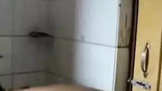 الساخنة فتاة جامعية شرب شخ