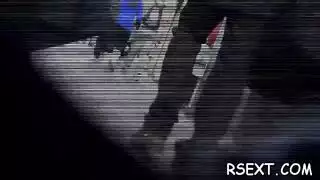 فرج إيما يحصل على جلسة ضخ قاسية