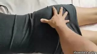 اخي عورني فتحني نايمه