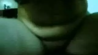 بنت معه نفسها نيج