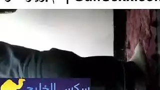 فعل شرجي ومهبلي مزدوج الوضعية لعاهرة مغربية