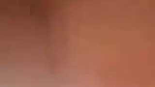 مصريه تنام وزوجها مسافر