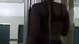 الولدوالام