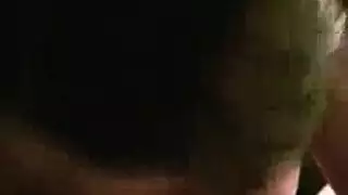 شقراء ذات مؤخرة كبيرة تطلب قضيباً صلباً ليحشو مؤخرتها المشدودة