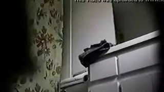 هذا هو المكان: كاميرا خفية منزلية لتلقي القذف داخل المهبل