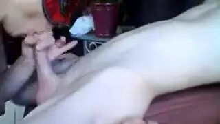 عاهرة القضيب المقنعة ألينا سنو في مشهد إيلاج مزدوج عنيف