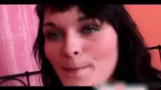 الموقع الأزرق يضاجع كس بقوة