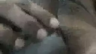 جنس قاسي شتوي: هولي مايكلز في جماع تزلجي بأثداء ضخمة