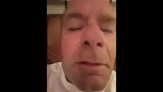 سيدات وحيدات تمارسن الجنس بالألعاب: جلسة استمناء قاسية