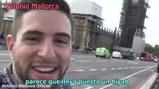 فتاة عربية تأخذ قضيب الشاعر السميك