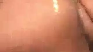 فرج صغير ضيق يُدمر بقوة