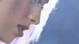 عمل بالأقدام وتدليك: جلسة مثيرة من العزف المنفرد والعمل الثنائي