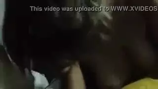 طالبة مثيرة تمتلئ مهبلها الضيق من قبل المعلم