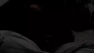 سارة فيوري تجعل فرج جارتها الجديدة الضيقة يقطر شوقًا